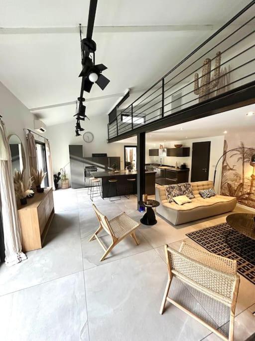 Superbe Maison Avec Jacuzzi Ventabren Екстер'єр фото